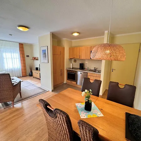 2 17 Inselstrand *